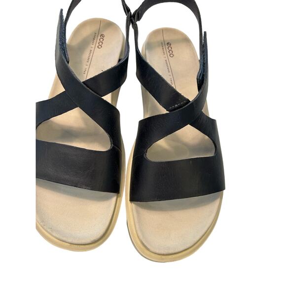 ECCO Women's Flowt Cross Strap Sandal, Size 10 - 10.5, Premium Leather Comfort - Picture 2 of 7